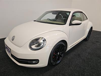 2013 Volkswagen Beetle - Thumbnail