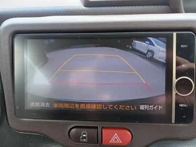 2014 Toyota SPADE - Thumbnail