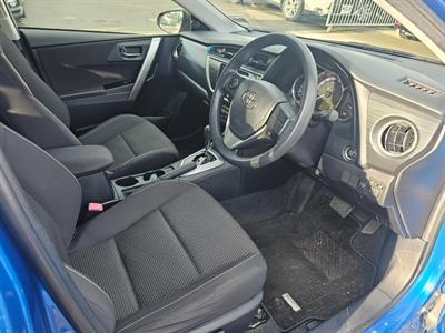 2013 Toyota AURIS - Thumbnail