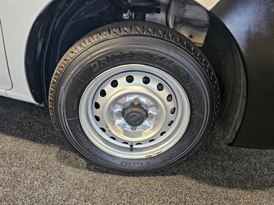 2021 Nissan NV200 - Thumbnail