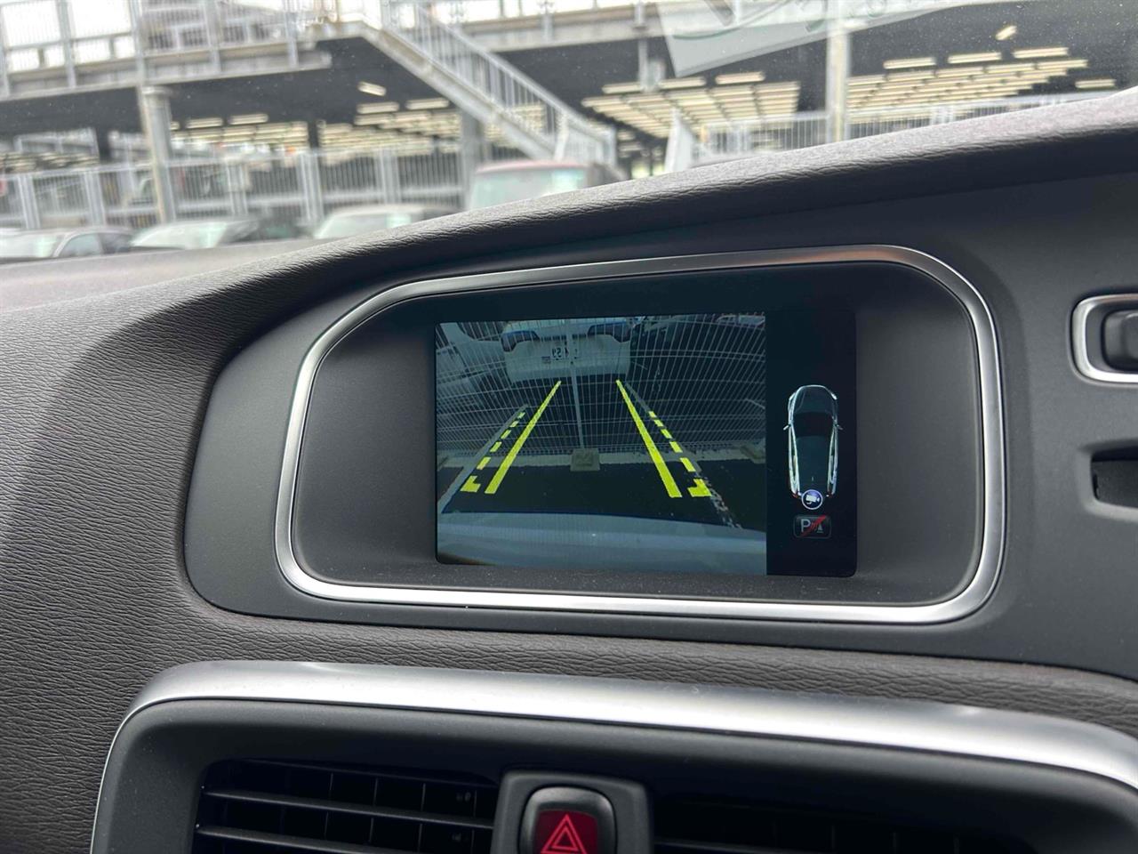 2015 Volvo V40