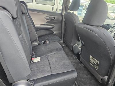 2010 Toyota WISH - Thumbnail