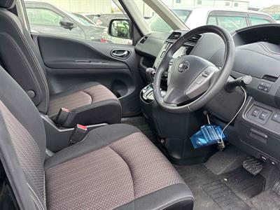 2016 Nissan SERENA - Thumbnail