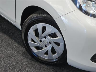 2022 Toyota AQUA - Thumbnail