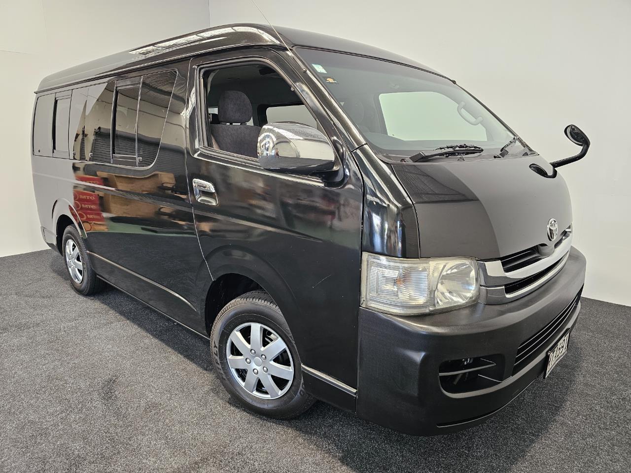 2009 Toyota Hiace