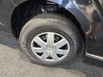 2009 Toyota Hiace - Thumbnail