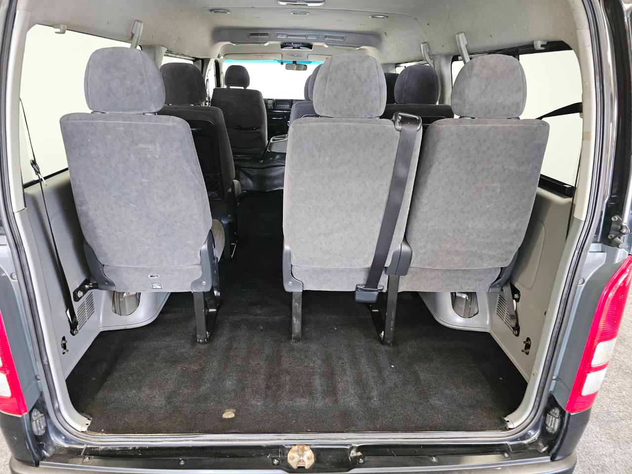 2009 Toyota Hiace