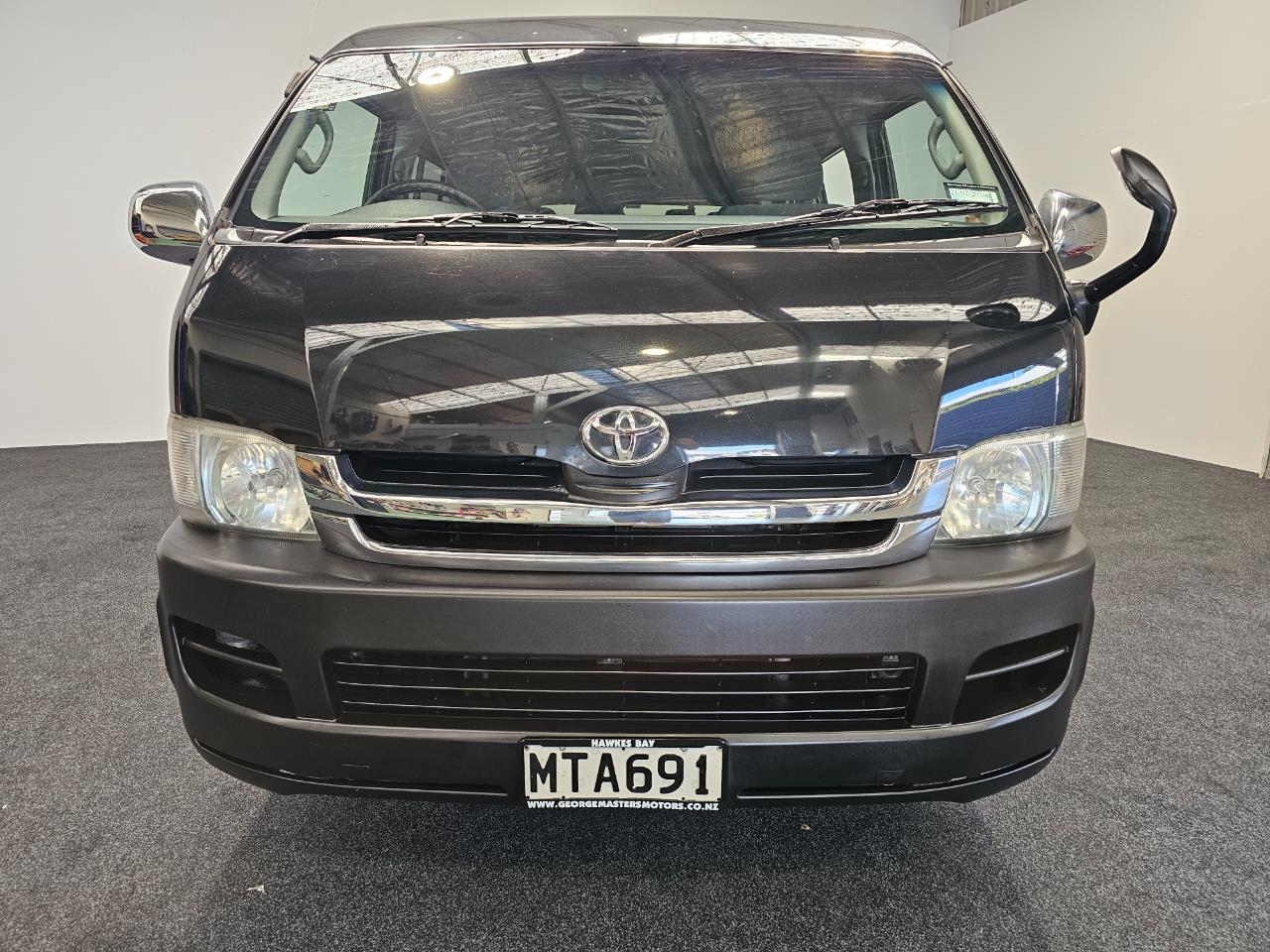 2009 Toyota Hiace
