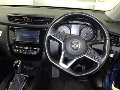 2022 Nissan X-TRAIL - Thumbnail