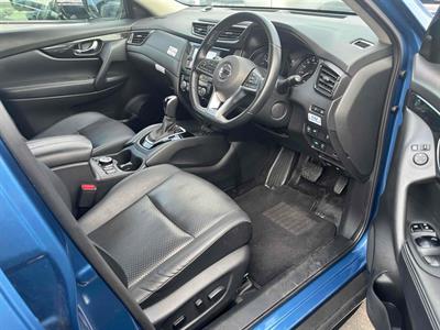 2022 Nissan X-TRAIL - Thumbnail