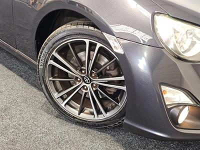 2013 Toyota 86 - Thumbnail