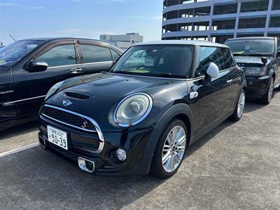 2015 Mini Cooper - Thumbnail