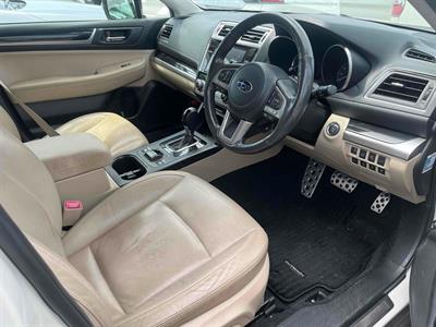 2017 Subaru Legacy - Thumbnail