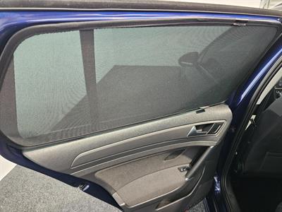 2020 Volkswagen Golf - Thumbnail