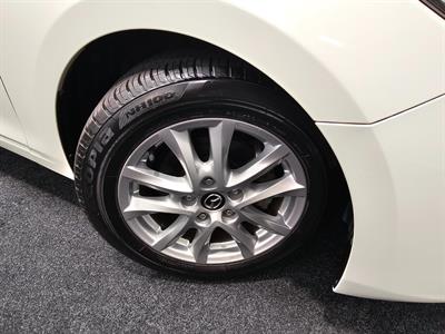 2017 Mazda AXELA - Thumbnail