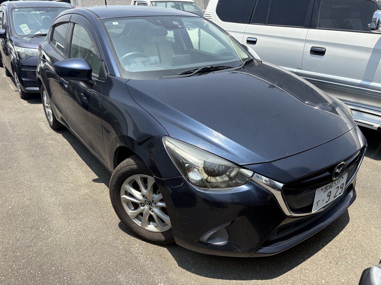 2015 Mazda DEMIO