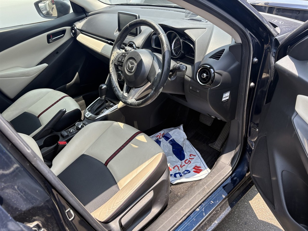 2015 Mazda DEMIO