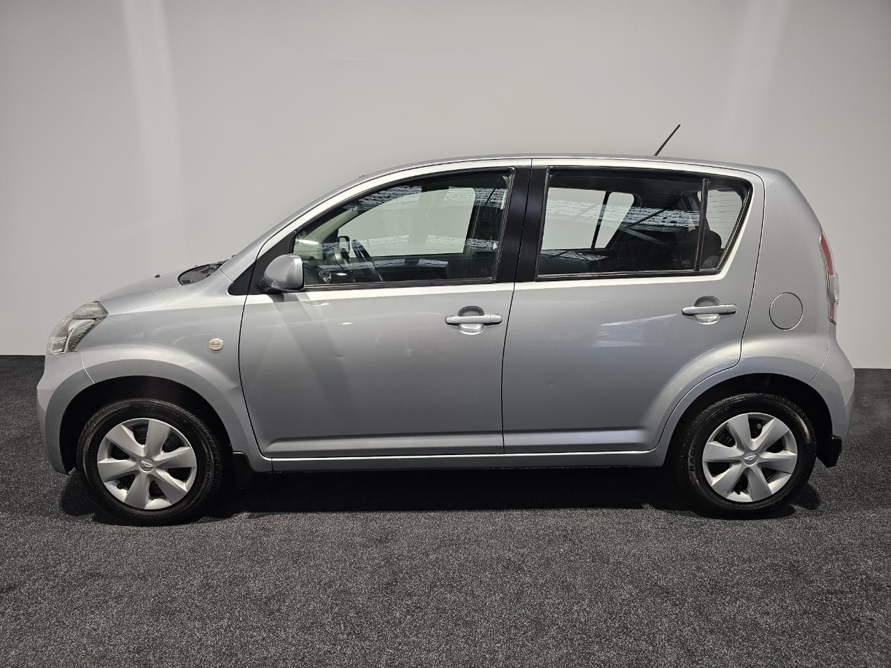 2008 Daihatsu Sirion