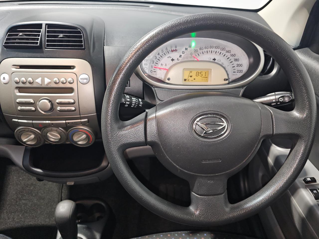 2008 Daihatsu Sirion