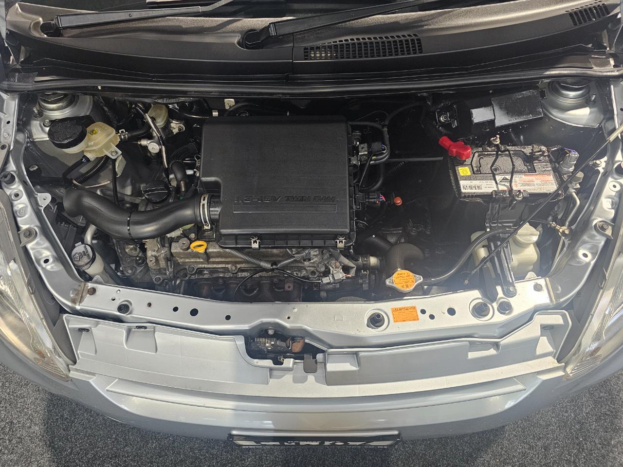 2008 Daihatsu Sirion