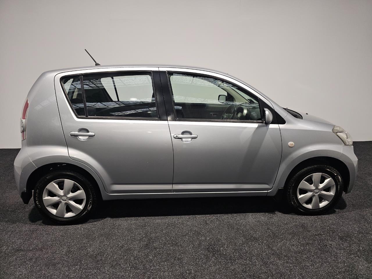 2008 Daihatsu Sirion