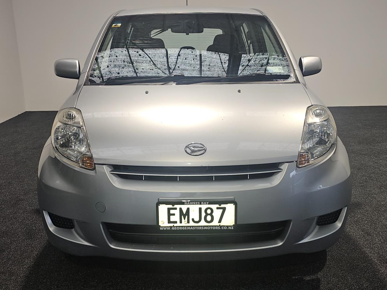 2008 Daihatsu Sirion